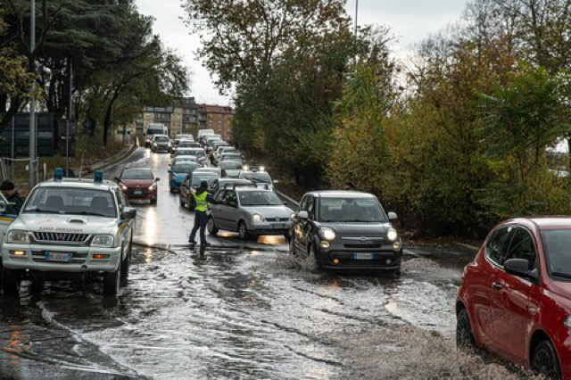 ¡EL PAQUETE TERMINA PRONTO!  Lluvia contra sequía, pero veremos cosas que nunca antes habíamos visto.  tal vez.