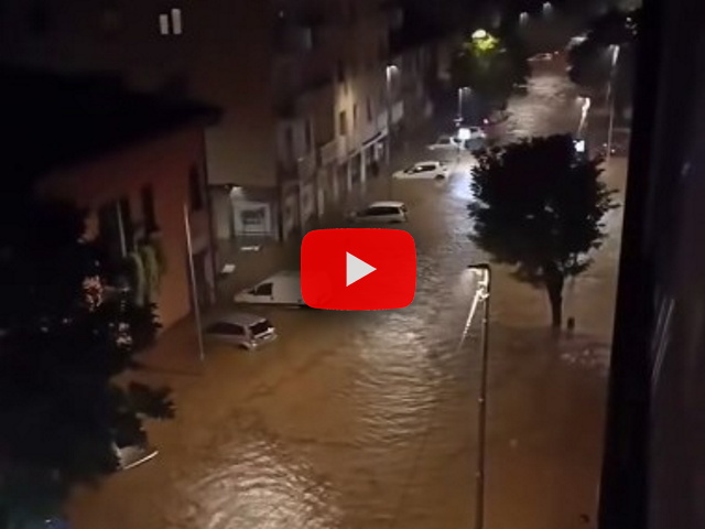 Meteo, alluvione a Cairo Montenotte (SV): il fiume Bormida esonda e provoca gravi allagamenti, il Video