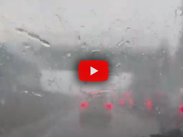 Meteo: Grandinata a Torino, un violento temporale si abbatte sulla tangenziale a Caselle, il Video