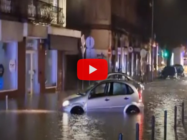 Meteo Cronaca Diretta Video: Portogallo, piogge torrenziali mandano sott'acqua la capitale Lisbona