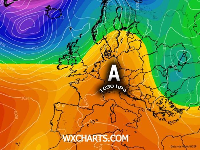 Attuale situazione barica con pressione prossima ai 1030 hPa