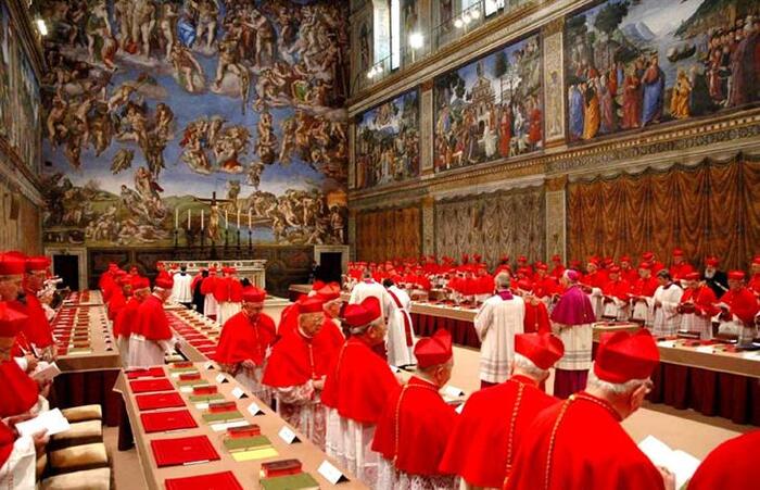 La cappella Sistina a Roma, sede del conclave La cappella Sistina a Roma, sede del conclave