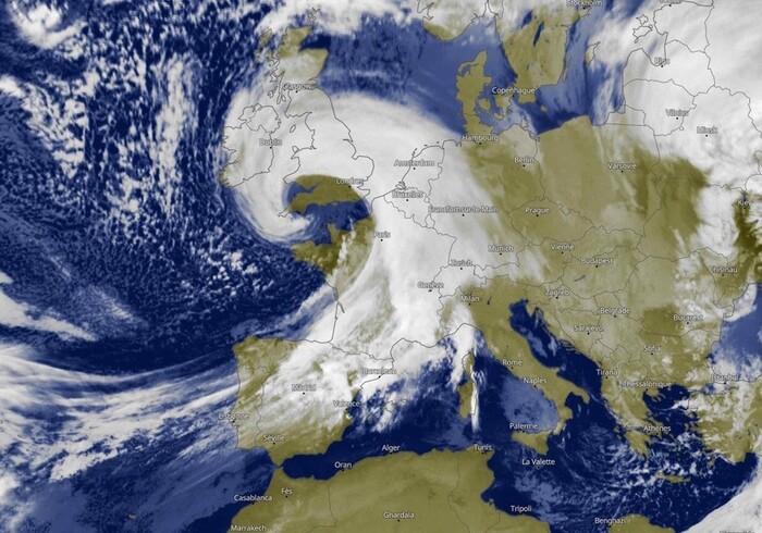 Ondata di intenso maltempo in Europa a causa del passaggio della tempesta Goretti