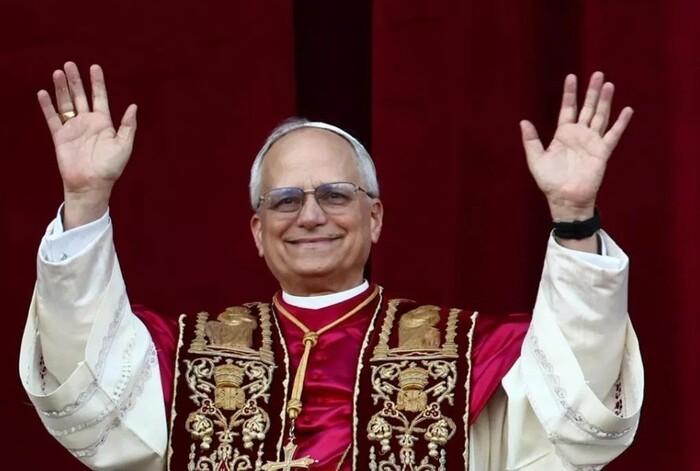 Papa Leone Quattordicesimo: Robert Francis Prevost Papa Leone Quattordicesimo: Robert Francis Prevost