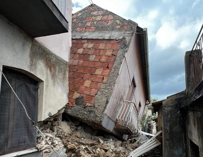 Casa crollata a San Pietro a Maida (Catanzaro)