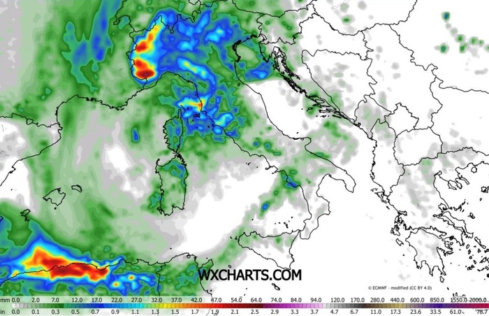 Gli accumuli di pioggia previsti già per la giornata di Lunedì 13 Aprile
