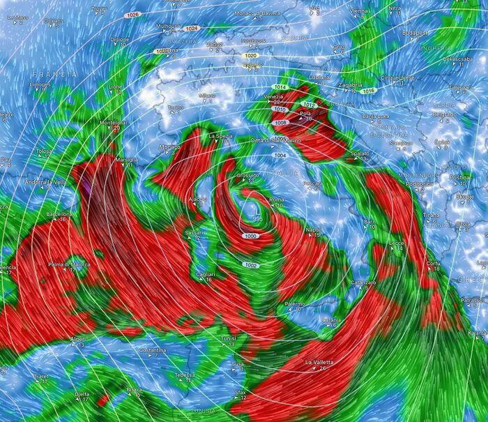 Venerdì, ciclone sull'Italia con venti burrascosi, a tratti tempestosi