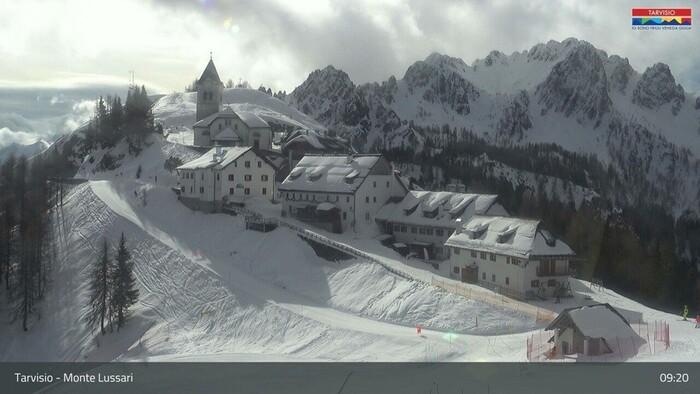 Paesaggio da fiaba al Monte Lussari (Tarvisio), in Friuli Venezia Giulia