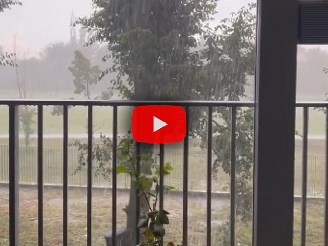 Meteo, forte temporale a Milano: pioggia intensa e temperature crollate a 18°C, il Video