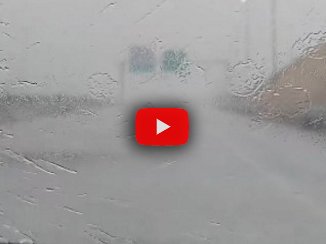 Meteo: Temporale a Roma, pioggia a catinelle e visibilità ridotta sul GRA, il Video
