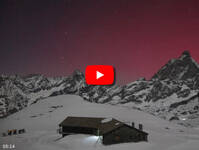 Aurora Boreale sulle Alpi: spettacolo raro...