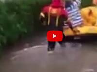 Meteo: Maltempo in Friuli, 30 persone evacuate da un camping allagato, il video