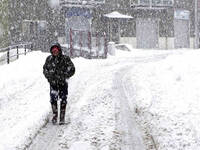Meteo: Neve sotto forma di bufera già in atto,...
