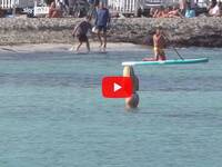 A Mondello sembra estate, spiaggia piena e gente...