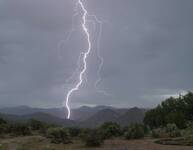 Meteo: tra poche ore scoppieranno forti Temporali su 4 regioni, i dettagli 
