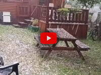 Meteo: Grandinata violenta a Bardonecchia (TO), prati imbiancati e temperature crollate; il Video
