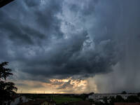 Meteo: Downburst, la minaccia dei temporali...