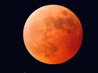 Meteo: Eclissi totale di Luna tra pochissimo!...