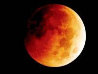 Meteo: Eclissi, la 'Luna di Sangue' sarà...