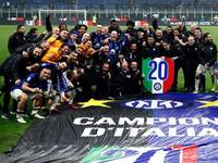 Inter Campione d'Italia per la ventesima volta, Scudetto e Seconda Stella proprio nel derby (Video)