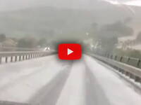 Meteo Cronaca Diretta Video: Reggio Emilia, copiosa nevicata sull'Appennino, oltre 30 cm a Ligonchio
