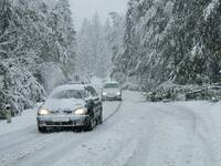 Meteo Neve: accumuli fino a 40 cm su Alpi e Appennini, ora arriva a quote basse. Mappa delle zone interessate