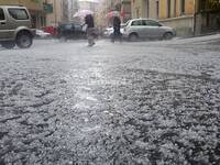 Meteo: tra poche ore tornano i Nubifragi, occhio a Temporali e Grandine; le zone colpite