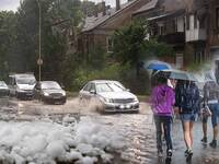 Meteo: tra poche ore scoppieranno forti Temporali, rischio Grandine; ecco dove