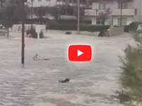 Meteo: Rimini, il mare invade l'abitato: mareggiata eccezionale sulla costa adriatica, il Video