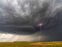 Meteo: tra poche ore scoppieranno Temporali forti, le zone a rischio