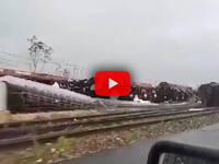 Meteo: Downburst a Borgo Mantovano, raffiche di vento pazzesche rovesciano un treno merci, il Video